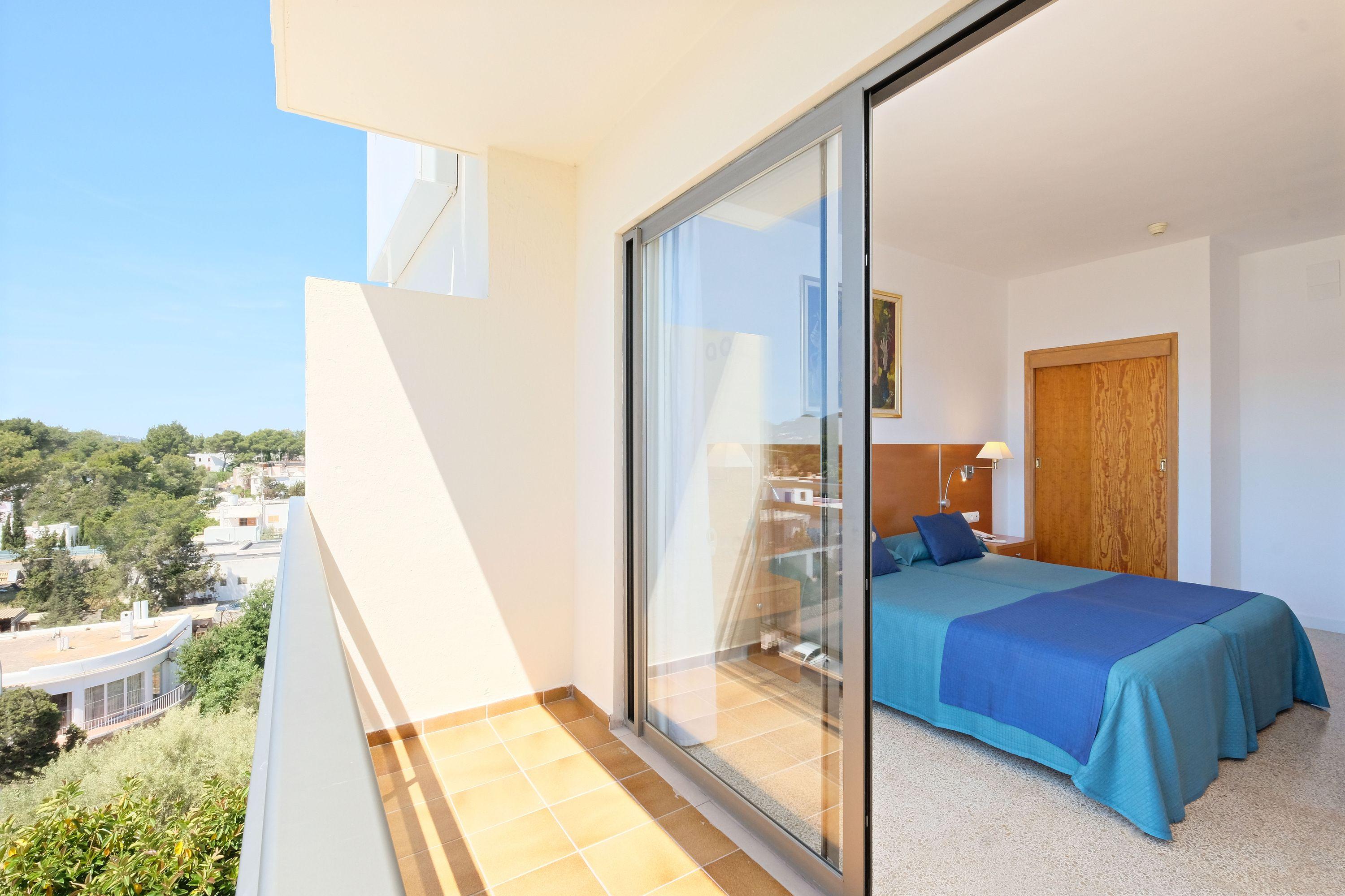 Azuline Hotel S'Anfora & Fleming (Adults Only) سان أنطونيو المظهر الخارجي الصورة