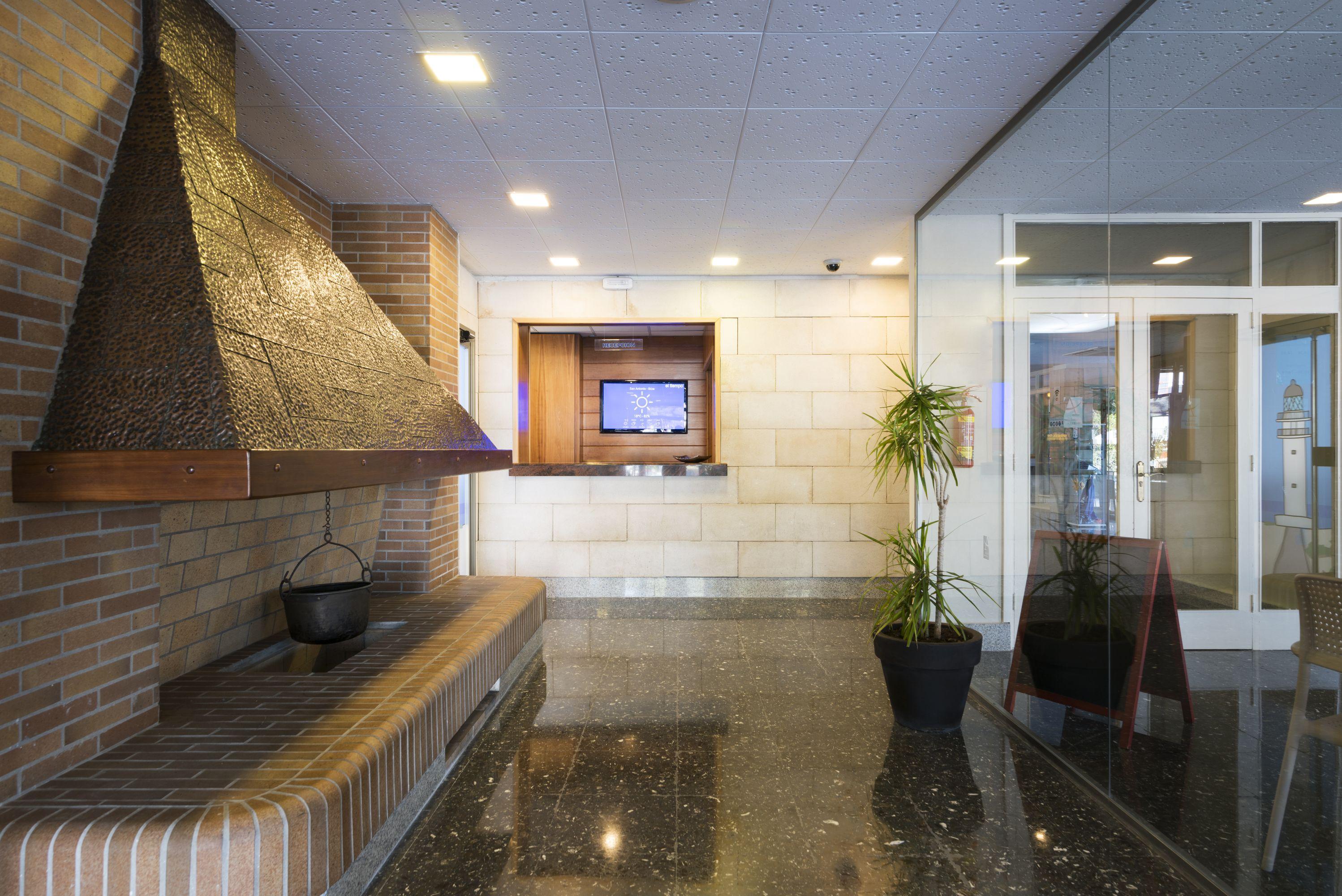 Azuline Hotel S'Anfora & Fleming (Adults Only) سان أنطونيو المظهر الخارجي الصورة