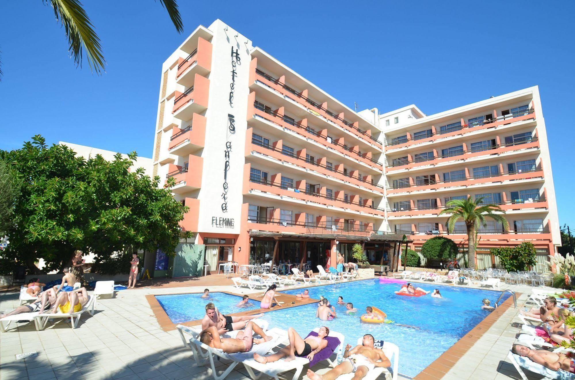 Azuline Hotel S'Anfora & Fleming (Adults Only) سان أنطونيو المظهر الخارجي الصورة