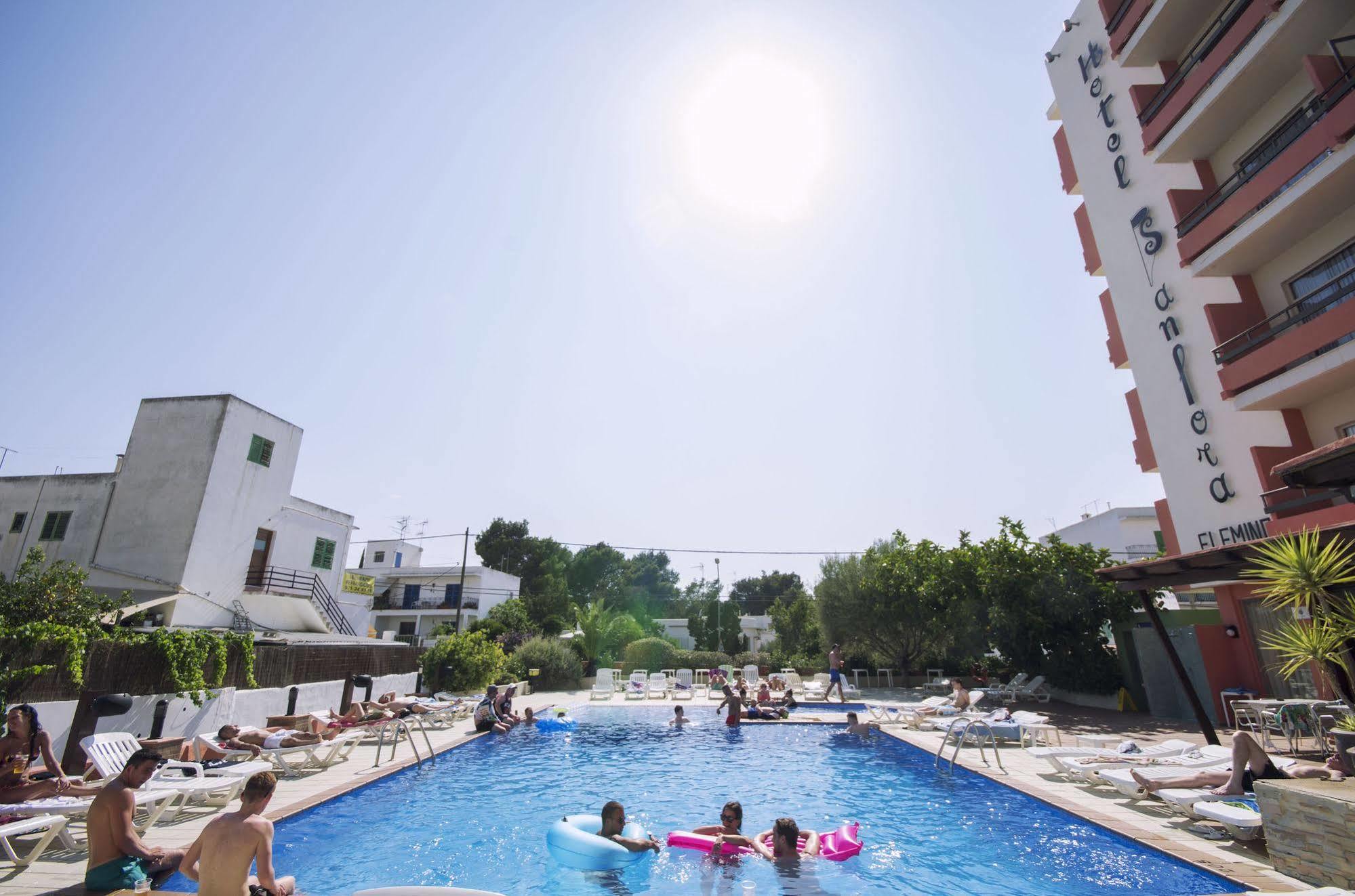 Azuline Hotel S'Anfora & Fleming (Adults Only) سان أنطونيو المظهر الخارجي الصورة