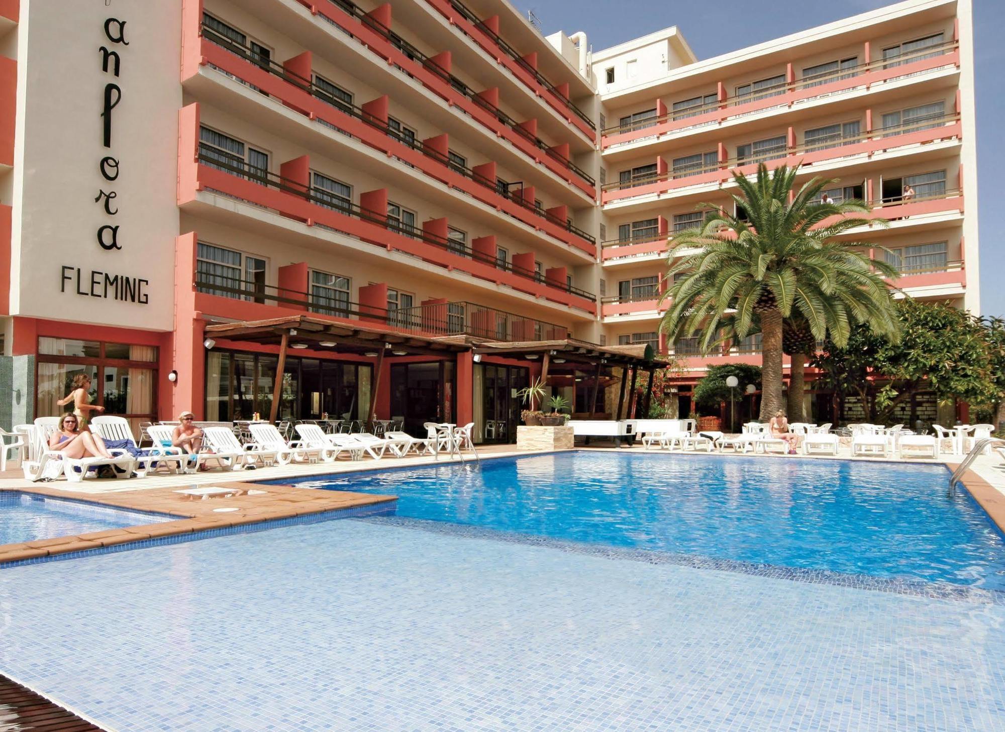 Azuline Hotel S'Anfora & Fleming (Adults Only) سان أنطونيو المظهر الخارجي الصورة