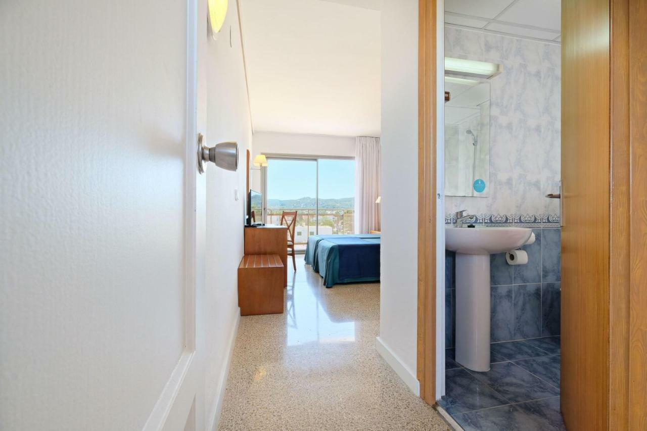 Azuline Hotel S'Anfora & Fleming (Adults Only) سان أنطونيو المظهر الخارجي الصورة